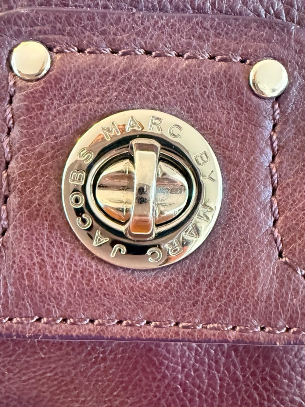 Early 2010s Vintage Marc by Marc Jacobs Totally Turnlock Quinn Satchel - Picture 9 of 11